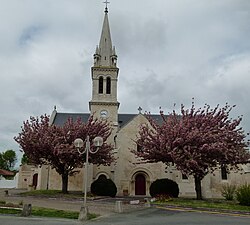 The church of Saint-Étienne is the oldest building in Aigrefeuille d'Aunis.