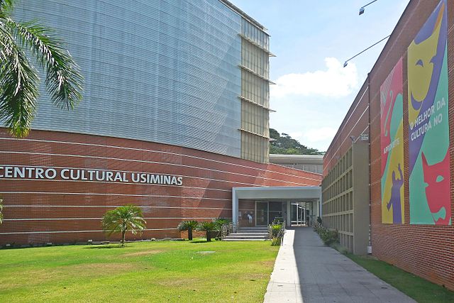 Image: Entrada do Centro Cultural Usiminas, Ipatinga MG