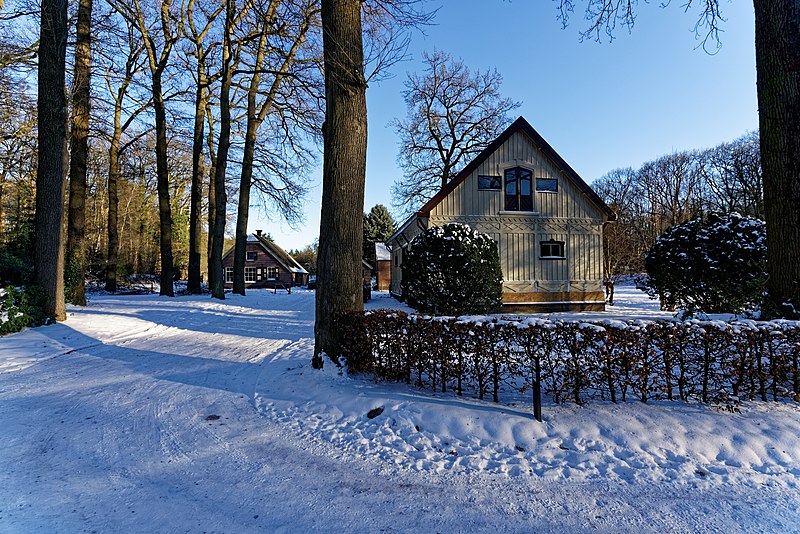 File:Ermelo - Landgoed Oud Groevenbeek - Groevenbeeklaan - Winter February 2021 14.jpg