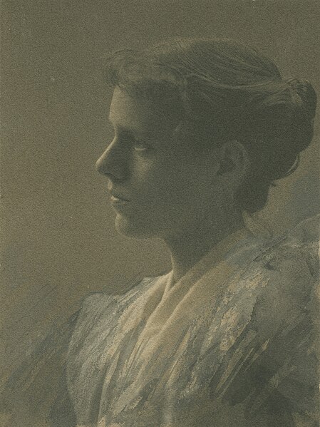 Eva Watson, c. 1895, platinum print retouched with gouache, Department of Image Collections, National Gallery of Art Library, Washington, DC