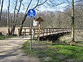 der Mühlengrund, die Senke der alten Gletschertorrinne, durchtrennt das Dorf