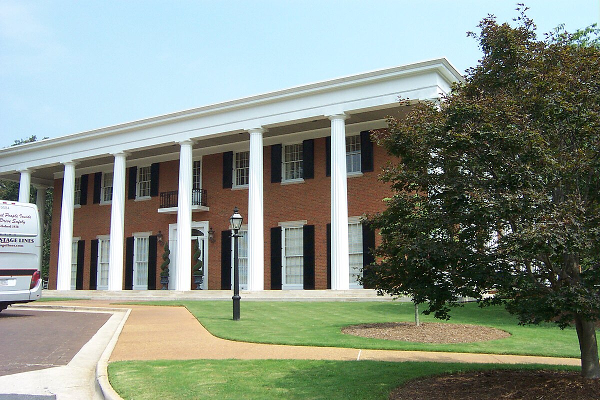 Governor's Mansion reopening for tours in September