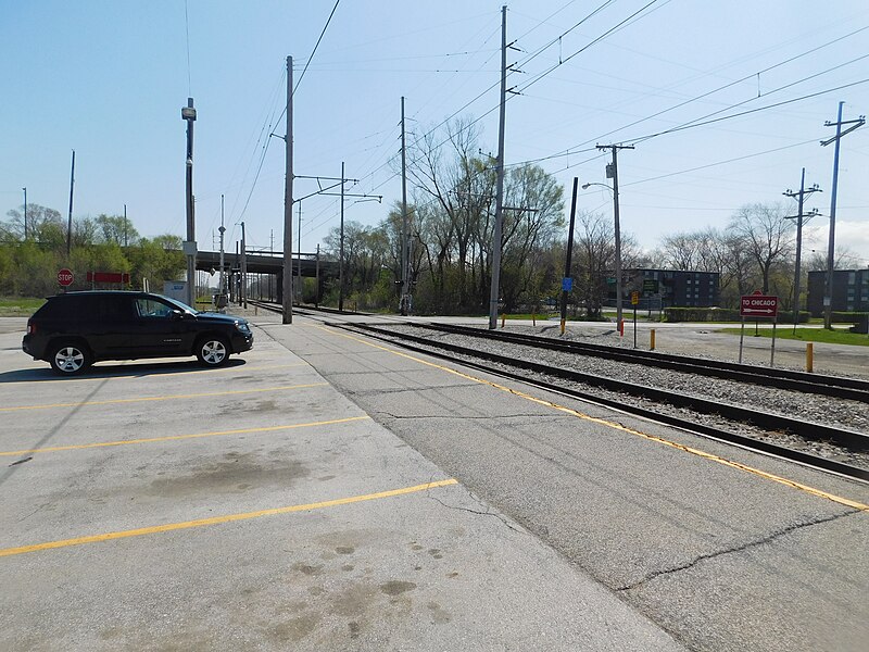 File:Gary Chicago Airport at Clark Road station (26041891293).jpg