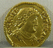 Solidus of Emperor Glycerius Glicerio - MNR Palazzo Massimo.jpg