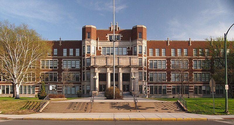 File:Hibbing High School 2014.jpg