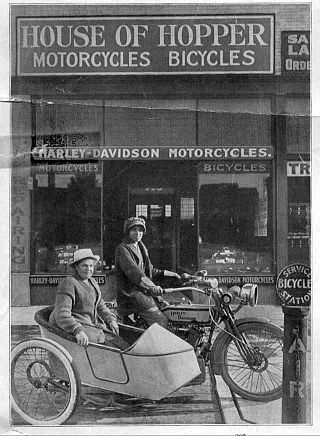 <span class="mw-page-title-main">Avis and Effie Hotchkiss</span> Motorcycling pioneers