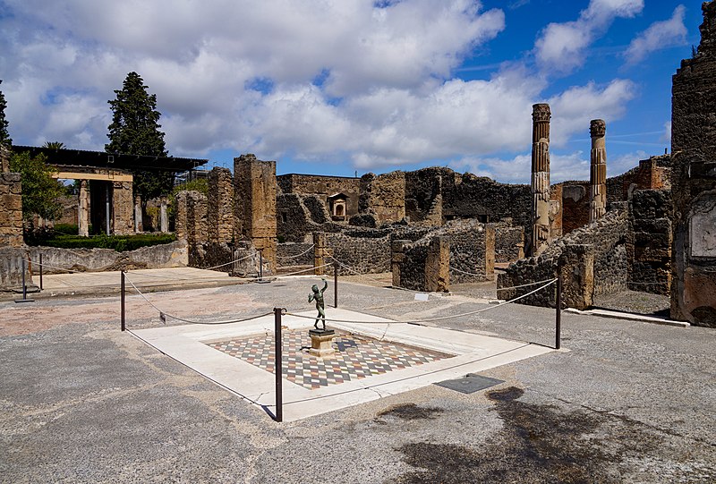 File:House of the Faun (Pompeii).jpg