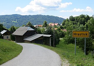 <span class="mw-page-title-main">Hrastnik, Moravče</span> Place in Upper Carniola, Slovenia