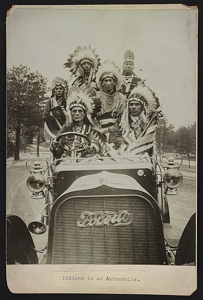 File:Indians in an automobile - Photographed by Edwin Levick, 108 Fulton St., N.Y. LCCN2017648611.jpg