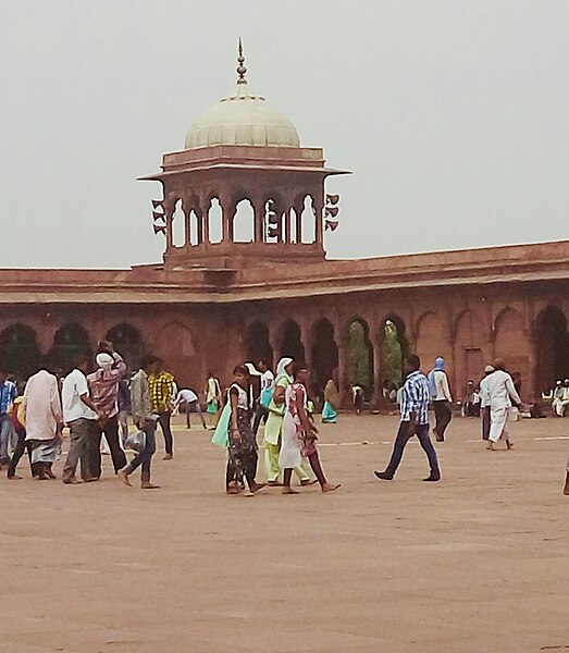 File:Jama Masjid Shahjahanabad 6.jpg