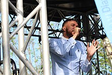 Jidenna (32738924284) .jpg