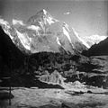 K2: Toponymie, Géographie, Histoire