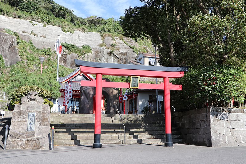 File:Kagoshima-Inari Shrine 20201128.jpg