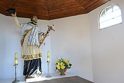 Kaplica Św. Jana Nepomucena w Lubomi - wnętrze a1.jpg