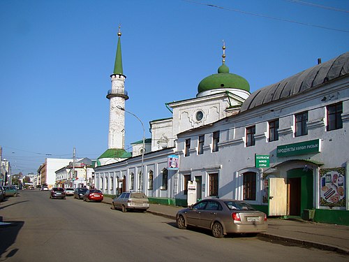 Московская улица казань. Мечеть Нурулла Казань. Сенная мечеть Казань. Казань мечеть на Московской улице. Сенной базар мечеть Казань.