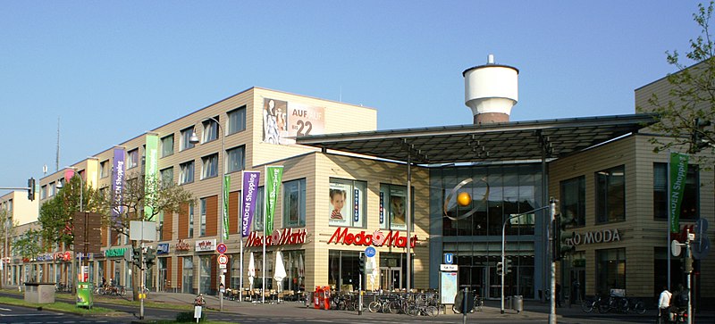 File:Koeln-Kalk Köln Arcaden lang.JPG