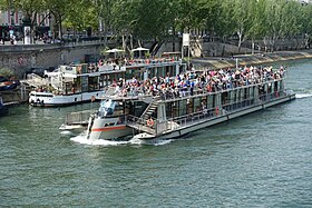 illustration de Bateaux parisiens