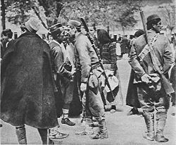 Montenegrin soldiers leaving for the front, October 1914 M113 11a soldat montenegrins partant au front Lovcen, Cettinie.jpg