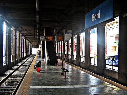 How to get to Boni Mrt with public transit - About the place