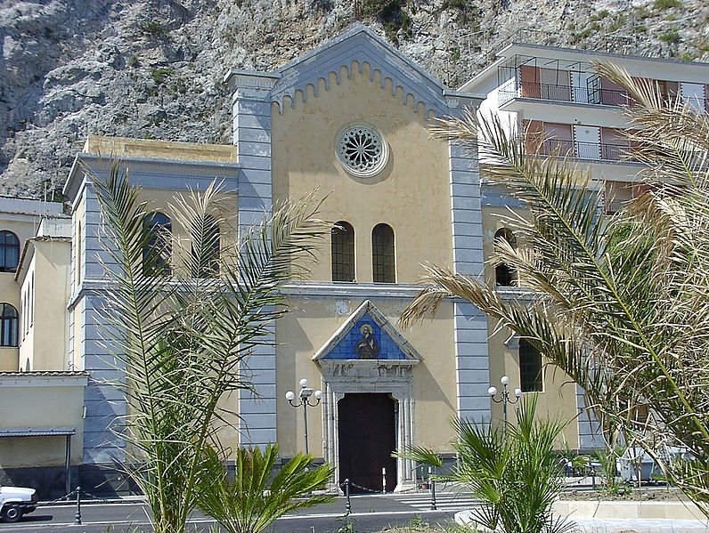 File:Maiori Chiesa di S Francesco 001.JPG