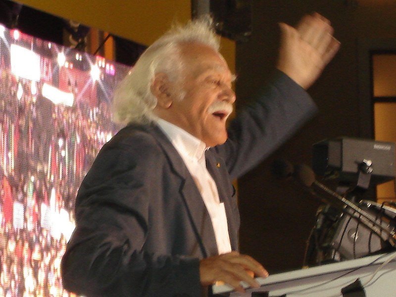 File:Manolis Glezos 2007-2.jpg