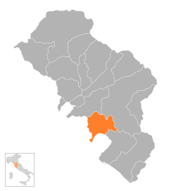 Ubicación de la ciudad de Fosdinovo  dentro de la provincia de Massa-Carrara.