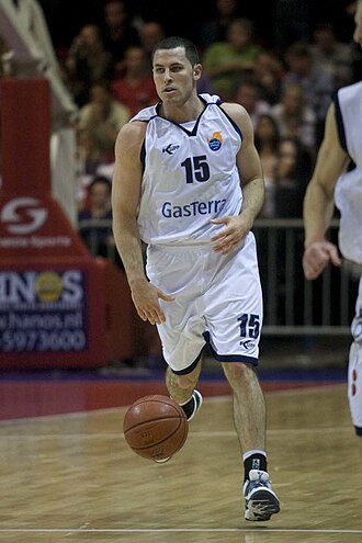 Matt Bauscher won the award in 2008, while playing for Aris. Matt Bauscher-5.jpg