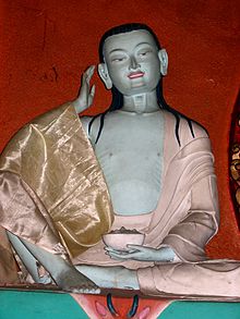 Eine Statue von Milarepa.