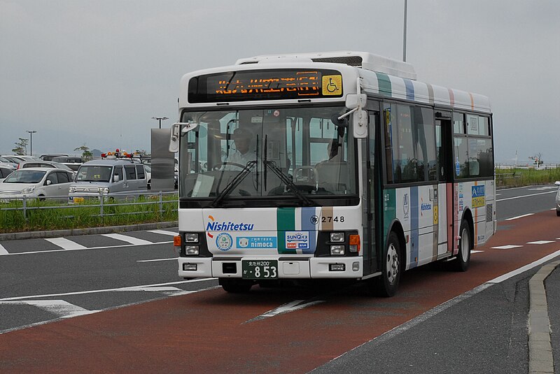 File:Nishitetsu-Bus-Kitakyushu 2748.jpg