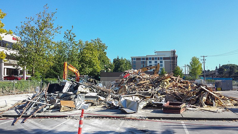 File:Northgate Station Demolition (29980838094).jpg