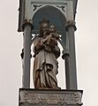 La Vierge à l'enfant sur le faîte