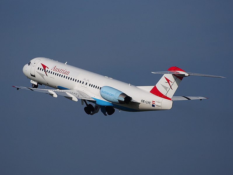 File:OE-LVC Austrian Airlines Fokker F100 - cn 11446, takeoff from Schiphol (AMS - EHAM), The Netherlands, 17may2014, pic-5.JPG