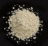 Fully-processed porridge oats, ready to cook Oatmeal.jpg