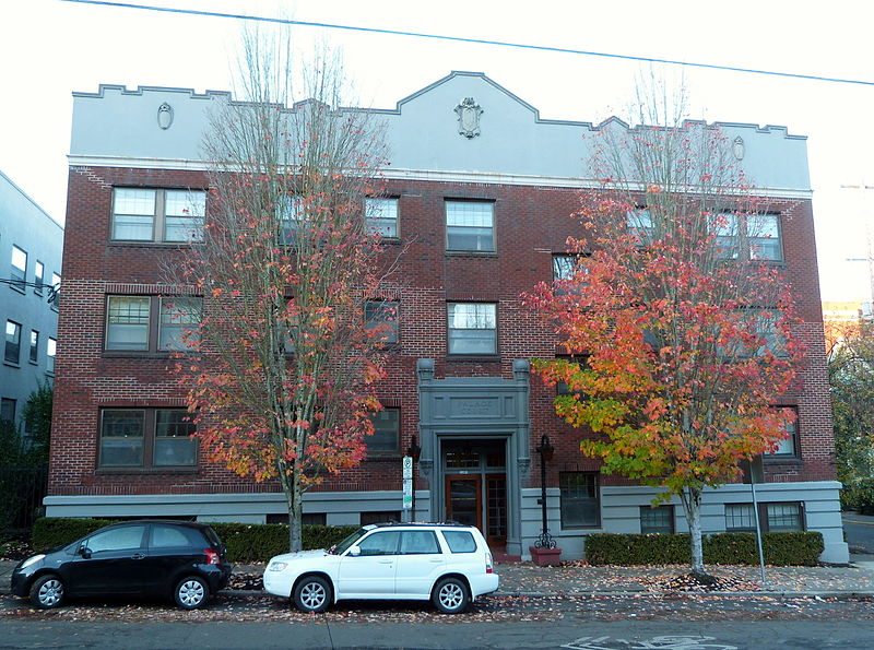 File:Palace Court Apartments - Alphabet HD - Portland Oregon.jpg