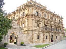 Vista del palacio de Soñanes.