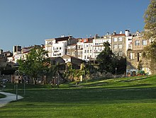 Parque de Belvís con el barrio de San Pedro de fondo