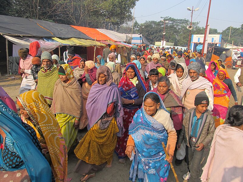 File:Pilgrimage - Gangasagar Fair Transit Camp - Kolkata 2012-01-14 0720.JPG