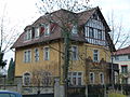 Mietvilla mit Einfriedung