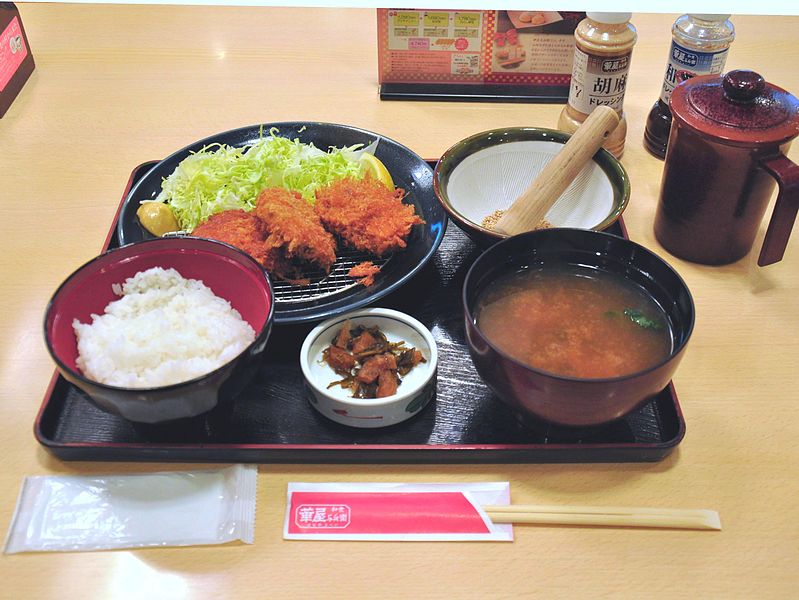 File:Pork fillet cutlet teishoku in a Japanese restaurant in Tokyo.jpg