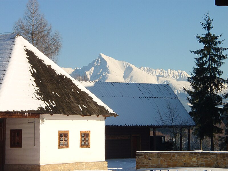 File:Pribylina - muzeum liptovskej dediny 06.jpg