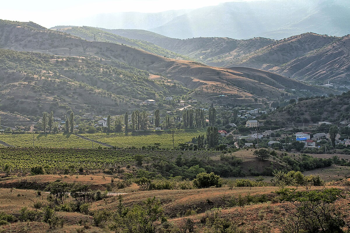 Погода приветное алушта крым на 10. Село Приветное Крым. Ускут. Ускут город. Алушта село Приветное 1967 год.