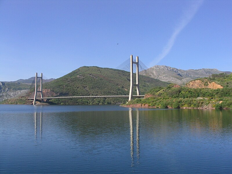 File:Puente Ingeniero Carlos Fernández Casado.jpg