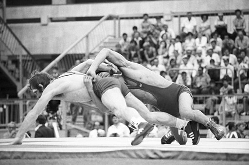 RIAN archive 556230 Olympic champion in classic wrestling, 57kg division, Shamil Serikov and silver medalist of the 1980 Olympiad Jozef Lipien