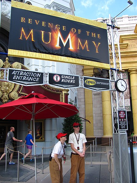 File:Revenge of the Mummy (Universal Studios Florida) entrance.jpg