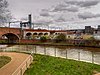 River Irwell et viaduc ferroviaire (geograph 5323664).jpg