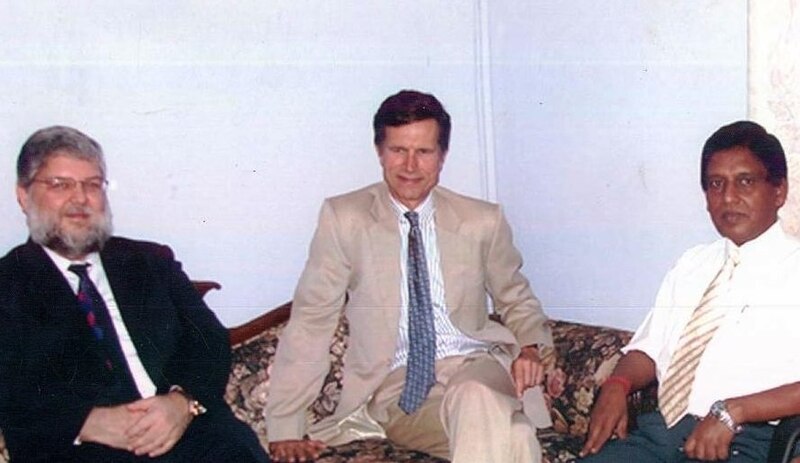 File:Robert O. Blake with Saravanapavan.JPG