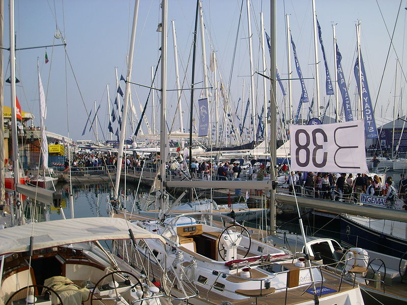 File:Salone nautico 47 Genova 03.jpg
