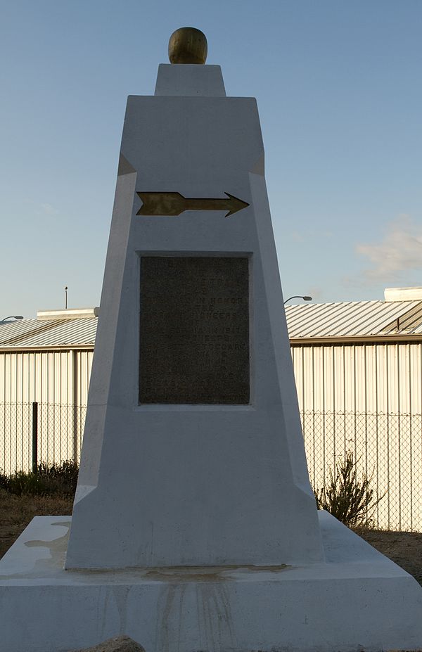 Santa Fe And Salt Lake Trail Monument