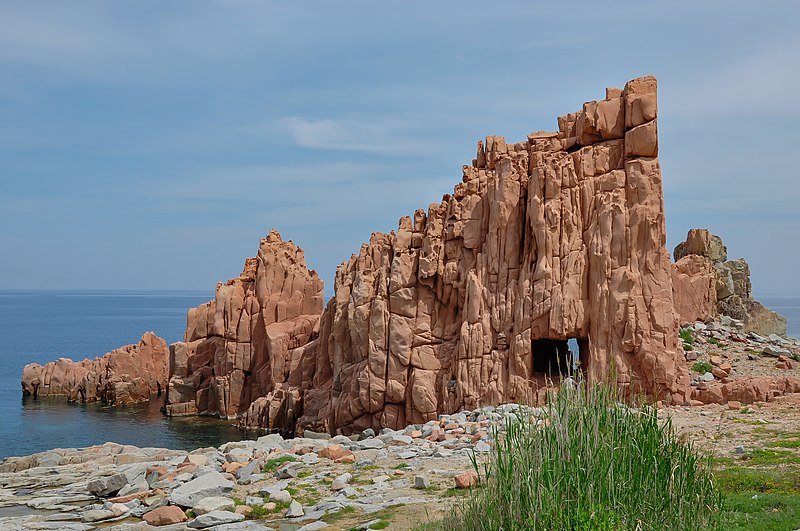 File:Sardinia Arbatax Rocce rosse-1464.jpg