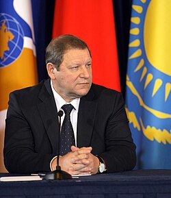 Pääministeri Sidorski lokakuussa 2010